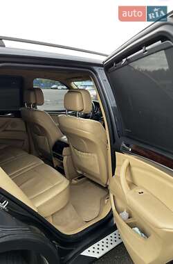 Внедорожник / Кроссовер BMW X5 2012 в 