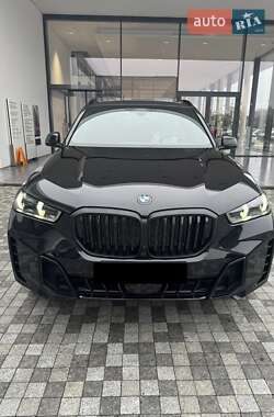 Внедорожник / Кроссовер BMW X5 2024 в Киеве