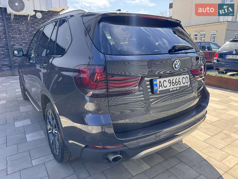 Позашляховик / Кросовер BMW X5 2015 в Луцьку