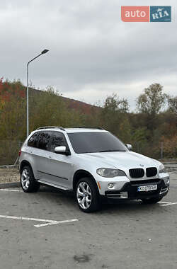 Позашляховик / Кросовер BMW X5 2009 в Чернівцях