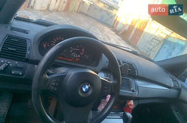 Внедорожник / Кроссовер BMW X5 2003 в 