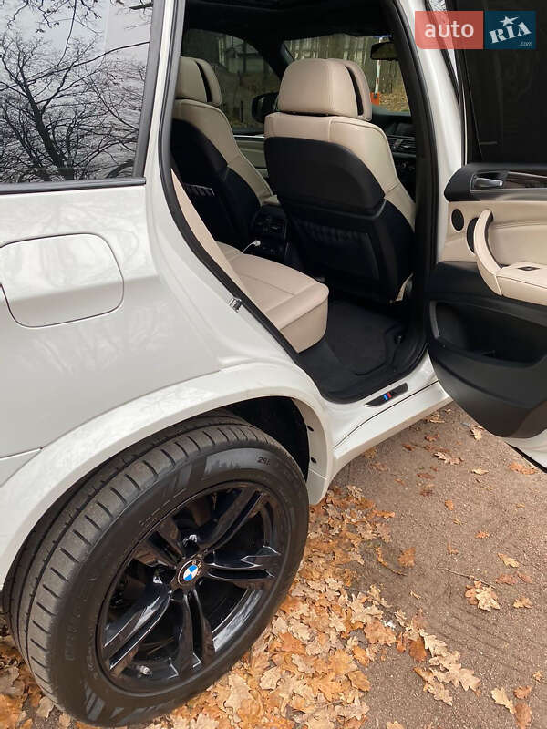 Позашляховик / Кросовер BMW X5 2011 в Києві