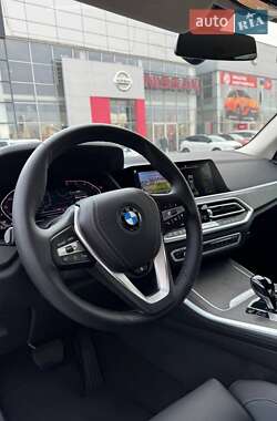 Внедорожник / Кроссовер BMW X5 2022 в Киеве