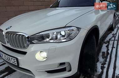 Внедорожник / Кроссовер BMW X5 2014 в Ровно