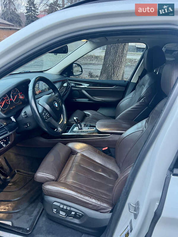 Позашляховик / Кросовер BMW X5 2014 в Києві