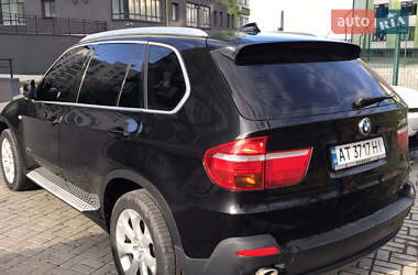 Позашляховик / Кросовер BMW X5 2010 в Івано-Франківську