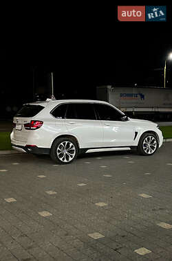 Внедорожник / Кроссовер BMW X5 2015 в Ужгороде