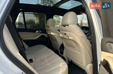 Внедорожник / Кроссовер BMW X5 2020 в 