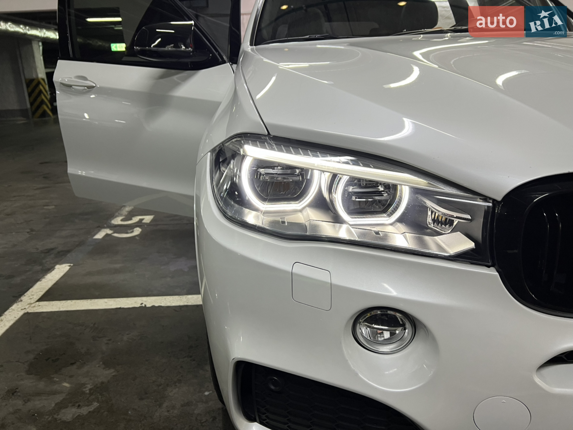 2016 BMW X5 - мініатюра 31