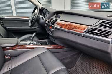 Позашляховик / Кросовер BMW X5 2013 в 