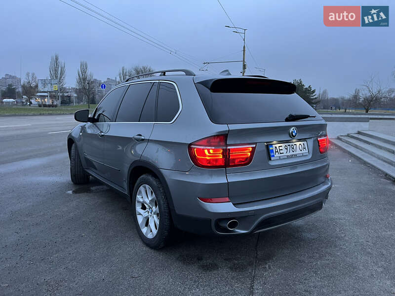 Внедорожник / Кроссовер BMW X5 2013 в Днепре