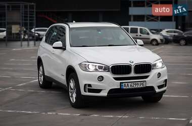 Внедорожник / Кроссовер BMW X5 2015 в 