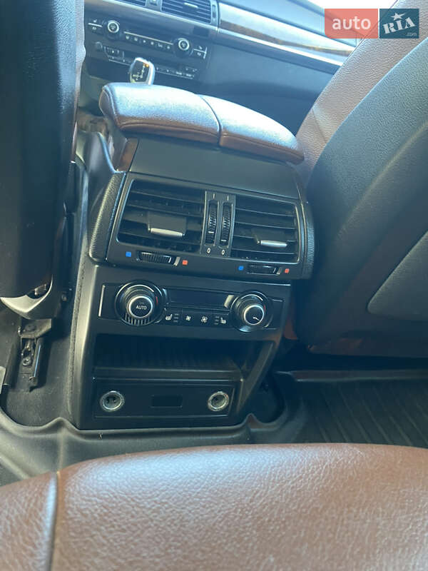 Внедорожник / Кроссовер BMW X5 2013 в Тернополе