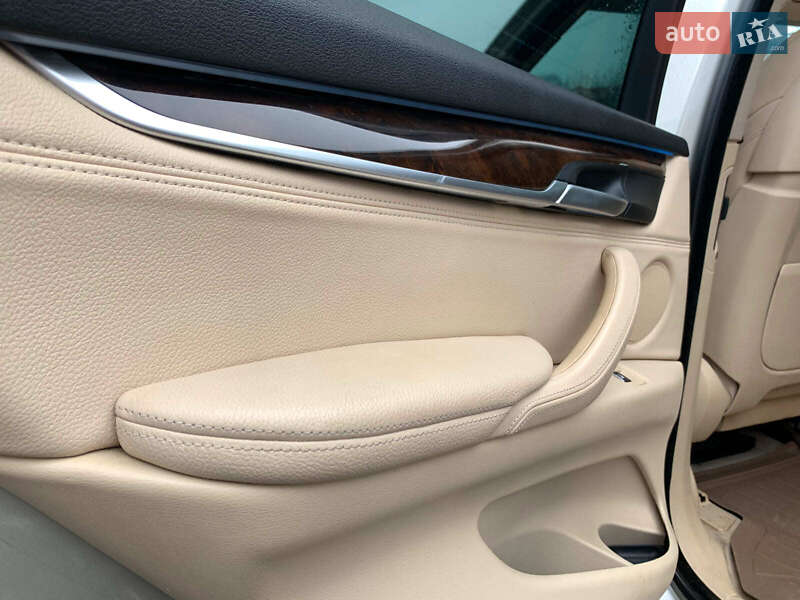 Внедорожник / Кроссовер BMW X5 2014 в Виннице
