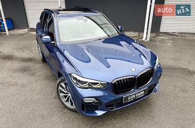 Внедорожник / Кроссовер BMW X5 2019 в 