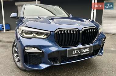 Внедорожник / Кроссовер BMW X5 2019 в 