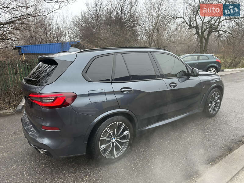 Позашляховик / Кросовер BMW X5 2021 в Запоріжжі
