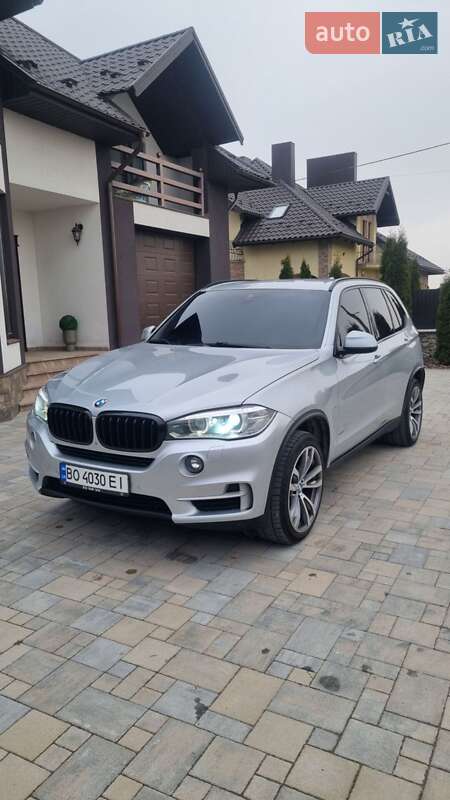 Внедорожник / Кроссовер BMW X5 2015 в Тернополе