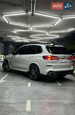 Внедорожник / Кроссовер BMW X5 2019 в 