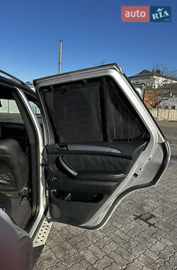 Внедорожник / Кроссовер BMW X5 2004 в 