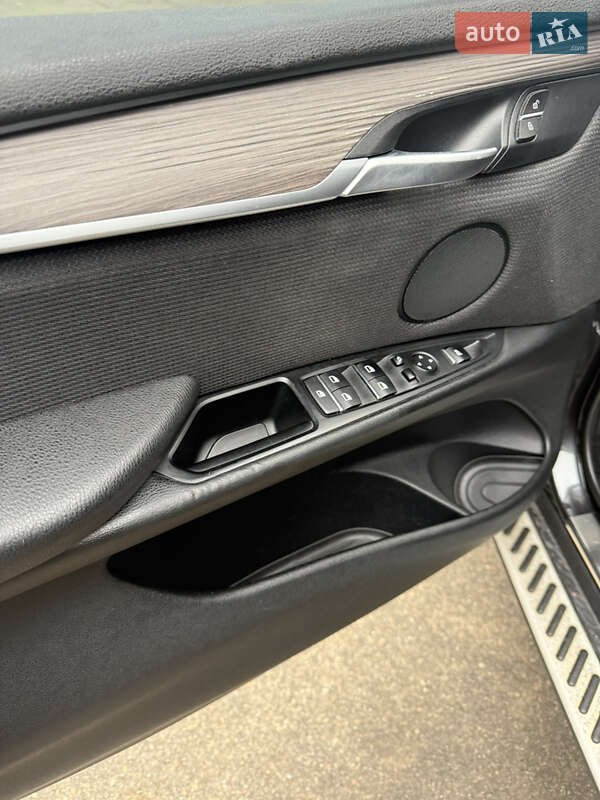 Внедорожник / Кроссовер BMW X5 2017 в Кривом Роге