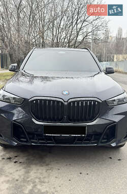 Позашляховик / Кросовер BMW X5 2023 в Дніпрі