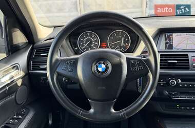 Внедорожник / Кроссовер BMW X5 2011 в 