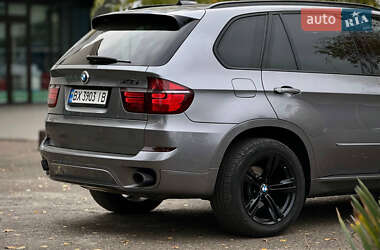 Позашляховик / Кросовер BMW X5 2011 в 