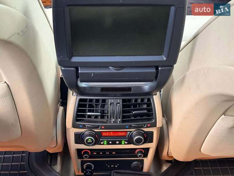 Внедорожник / Кроссовер BMW X5 2010 в Одессе