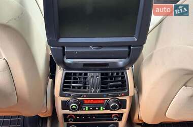 Внедорожник / Кроссовер BMW X5 2010 в 