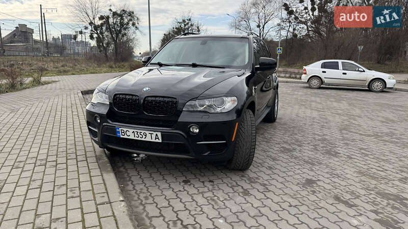 Внедорожник / Кроссовер BMW X5 2012 в Львове