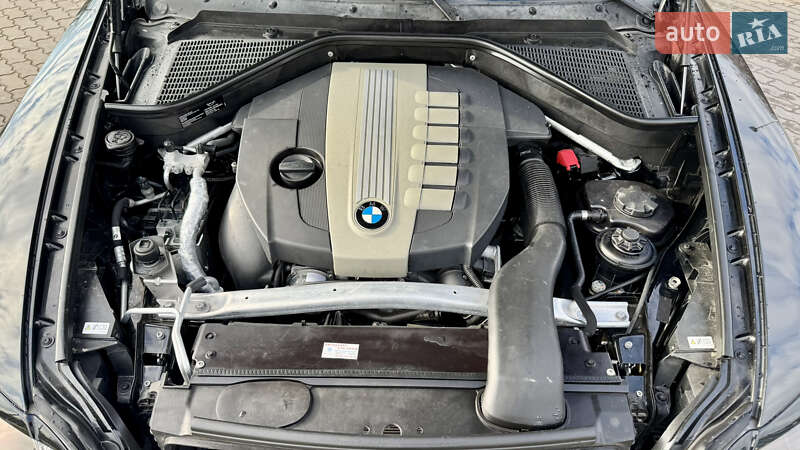 Внедорожник / Кроссовер BMW X5 2012 в Львове