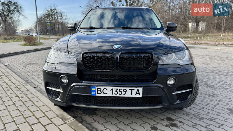 Внедорожник / Кроссовер BMW X5 2012 в Львове