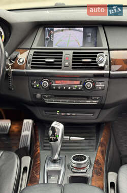 Позашляховик / Кросовер BMW X5 2011 в 