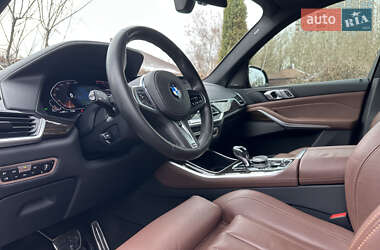 Внедорожник / Кроссовер BMW X5 2019 в 