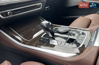 Внедорожник / Кроссовер BMW X5 2019 в 