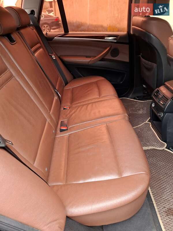 Внедорожник / Кроссовер BMW X5 2012 в Ивано-Франковске