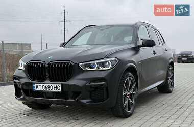 Позашляховик / Кросовер BMW X5 2022 в Івано-Франківську