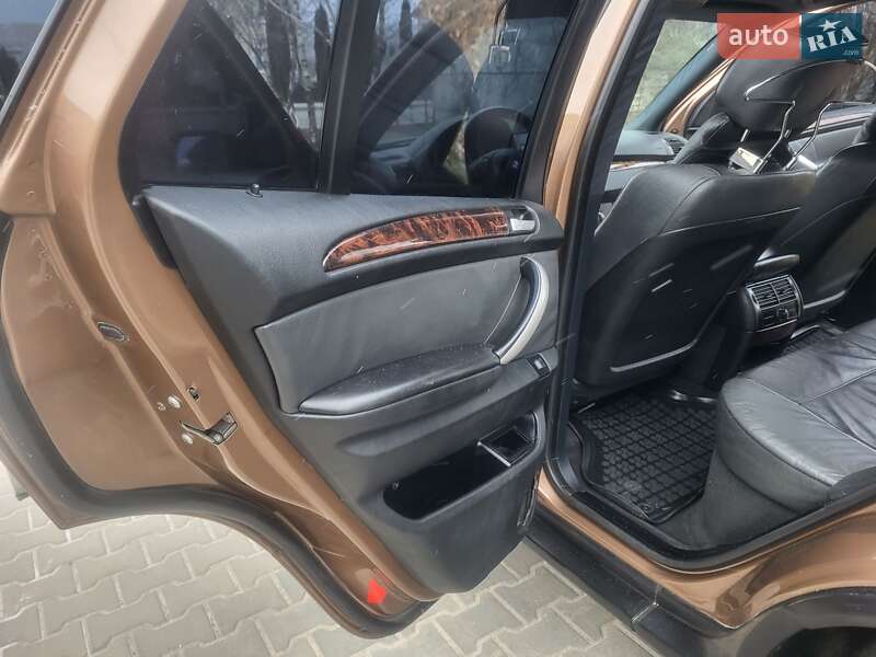Позашляховик / Кросовер BMW X5 2001 в Хмельницькому