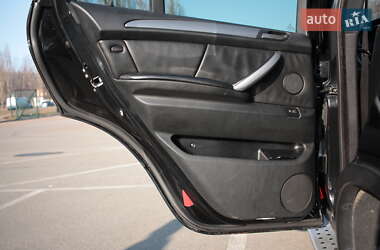 Внедорожник / Кроссовер BMW X5 2004 в 