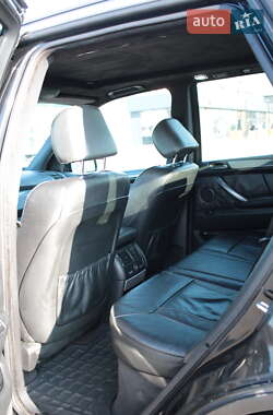 Внедорожник / Кроссовер BMW X5 2004 в 