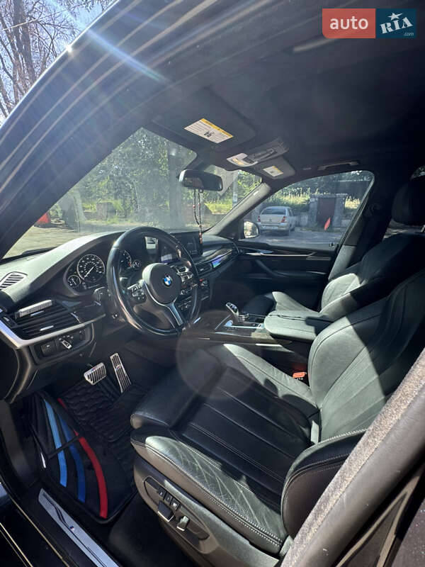 Позашляховик / Кросовер BMW X5 2015 в Кам'янському