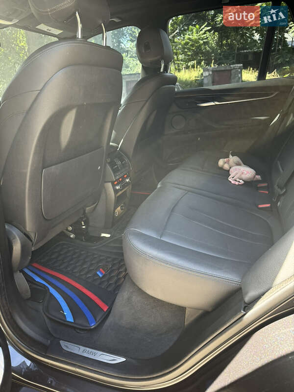 Позашляховик / Кросовер BMW X5 2015 в Кам'янському