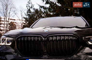 Внедорожник / Кроссовер BMW X5 2022 в Виноградове