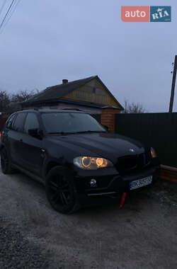 Позашляховик / Кросовер BMW X5 2007 в 