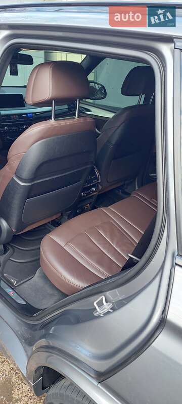 Внедорожник / Кроссовер BMW X5 2017 в Умани