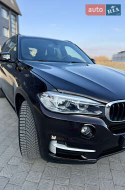 Позашляховик / Кросовер BMW X5 2014 в Рівному