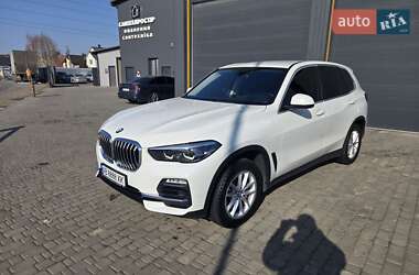 Позашляховик / Кросовер BMW X5 2021 в Вінниці