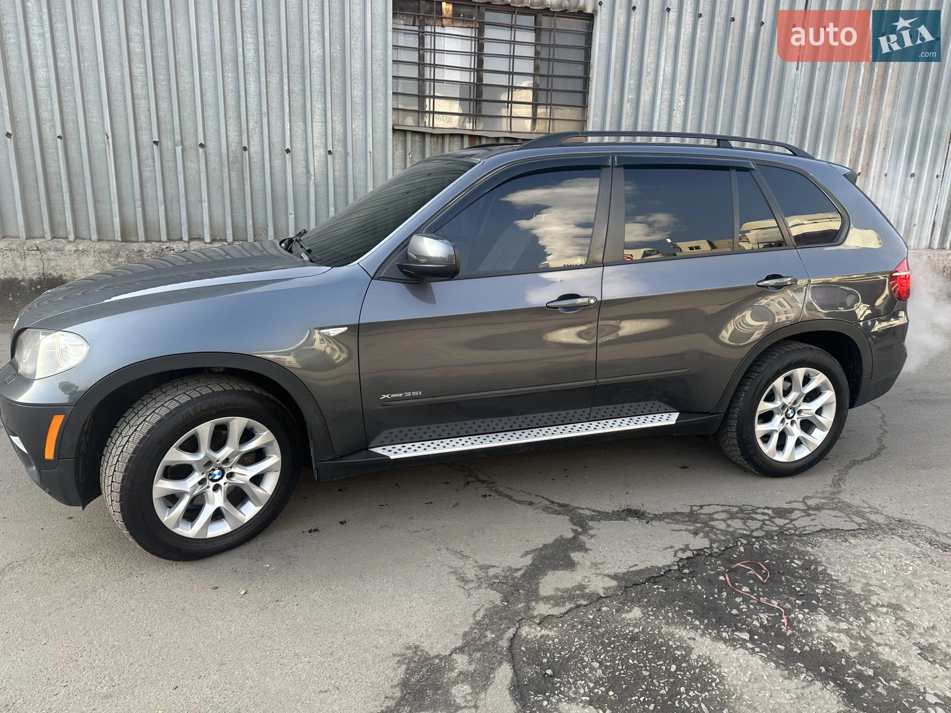 2010 BMW X5 - мініатюра 9