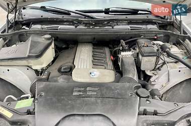 Внедорожник / Кроссовер BMW X5 2001 в 